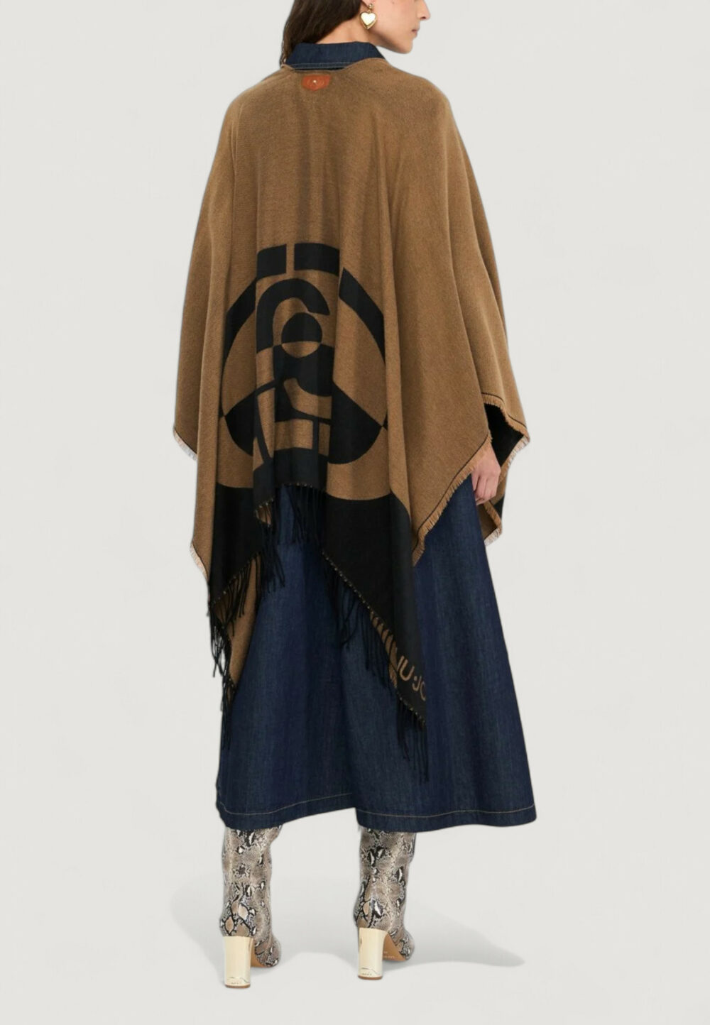 Mantella Liu-Jo PONCHO OVAL MONOGRAM Terra - Fango - Foto 4