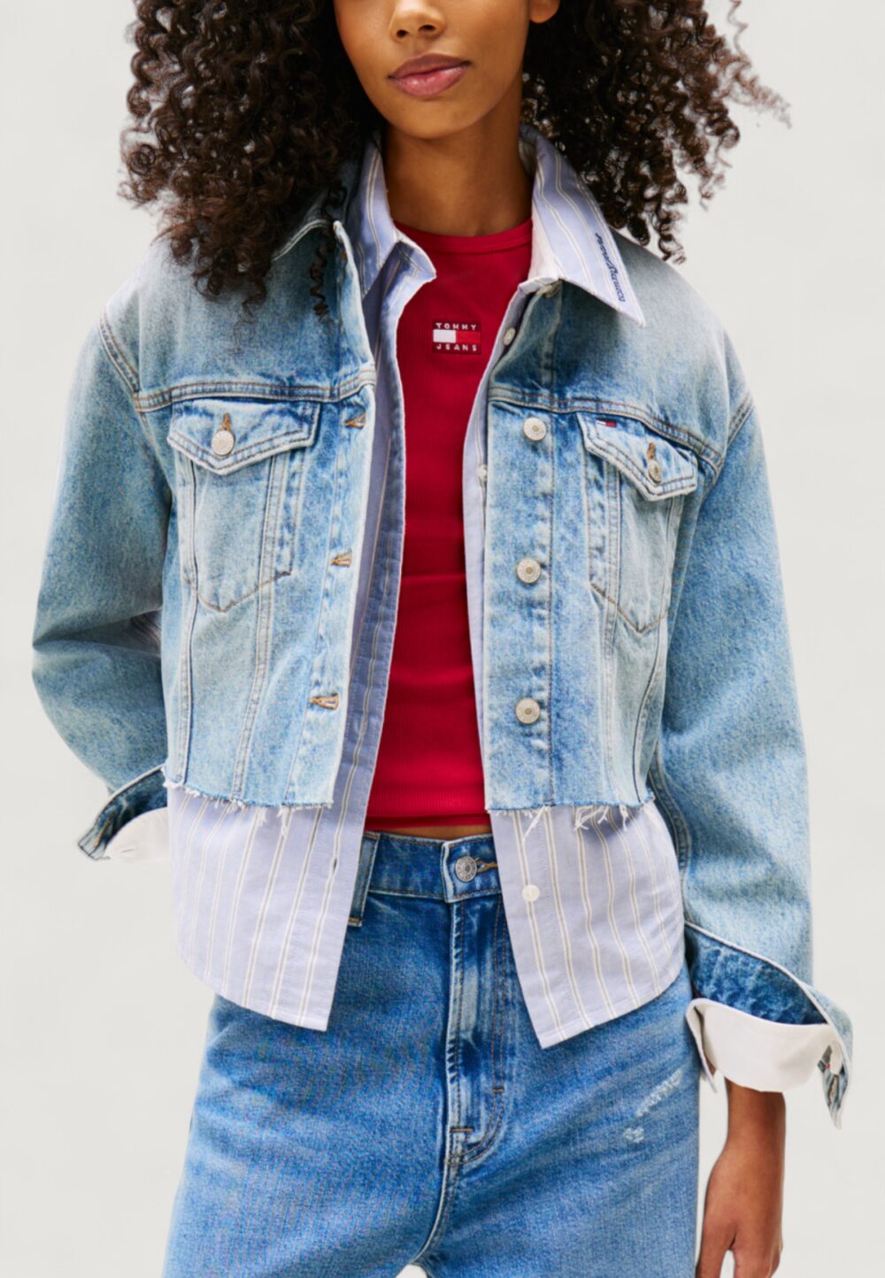 Giacchetto Tommy Hilfiger Jeans CROPPD TRCKR JKT RWB Blue Denim Chiaro - Foto 4