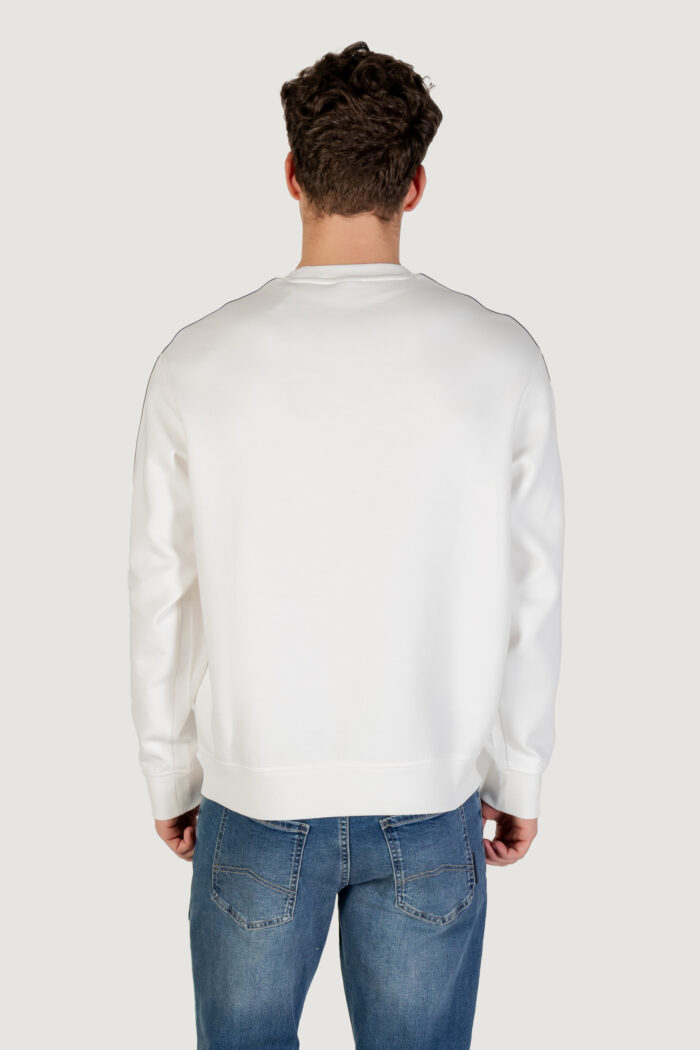 Felpa senza cappuccio Armani Exchange  Panna – XM001296 AF10818