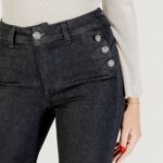 Jeans bootcut Liu-Jo B.UP FLARE BUTTON H.W. Nero - Foto 2