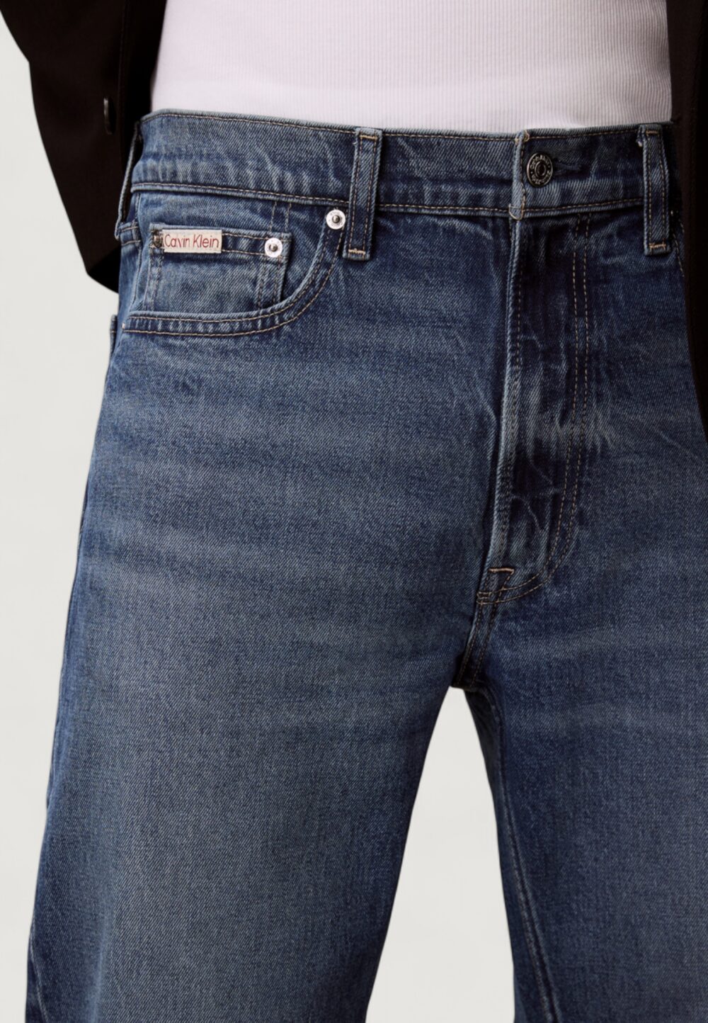 Jeans Calvin Klein Jeans STNDRD STRGHT TINTED Denim - Foto 2