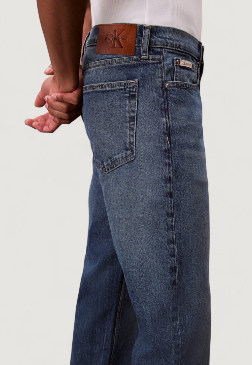 Jeans Calvin Klein Jeans STNDRD STRGHT TINTED Denim - Foto 4