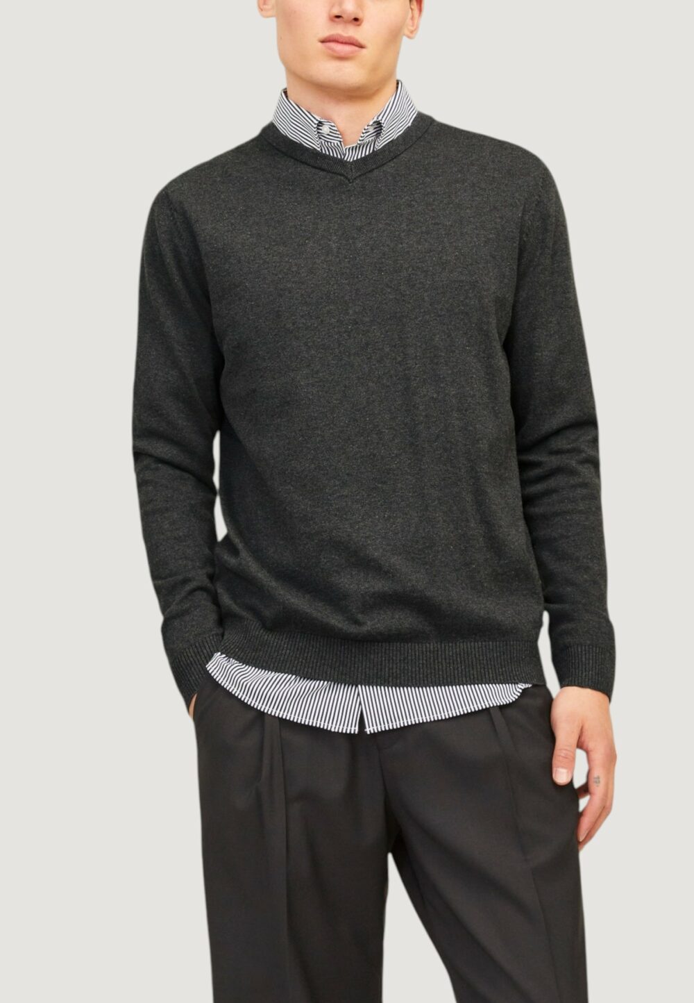Maglia Jack Jones JJEBASIC KNIT V-NECK NOOS Grigio Scuro - Foto 2