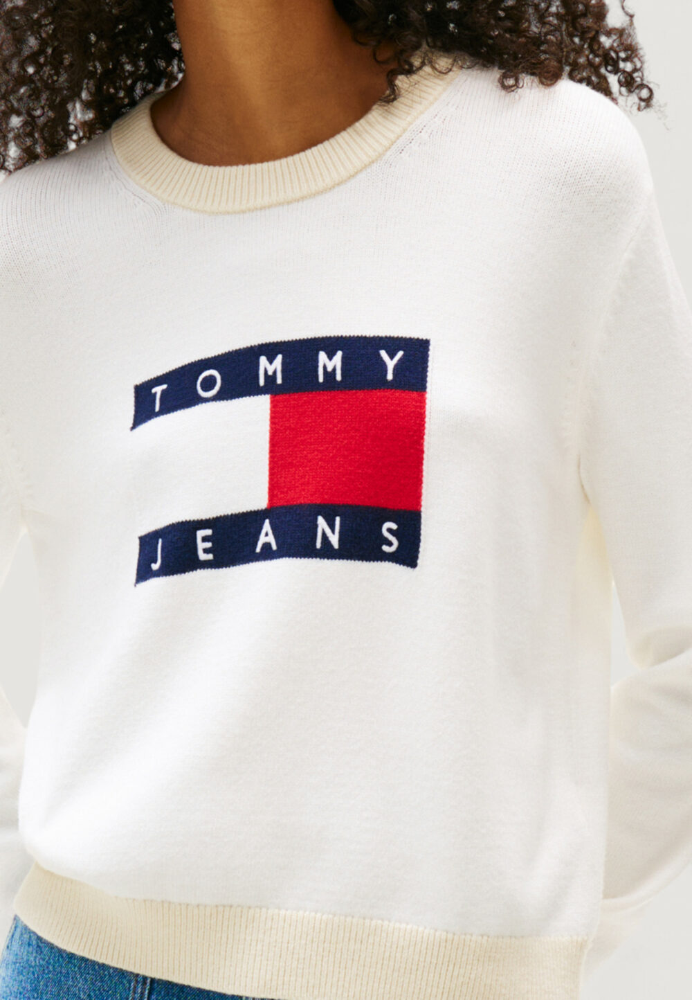 Maglione Tommy Hilfiger Jeans TJW CLRBLCKFLAG SWEA Panna - Foto 3