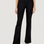 Pantaloni bootcut Guess MAELICE BUTTONS FLARE PANT Nero - Foto 1