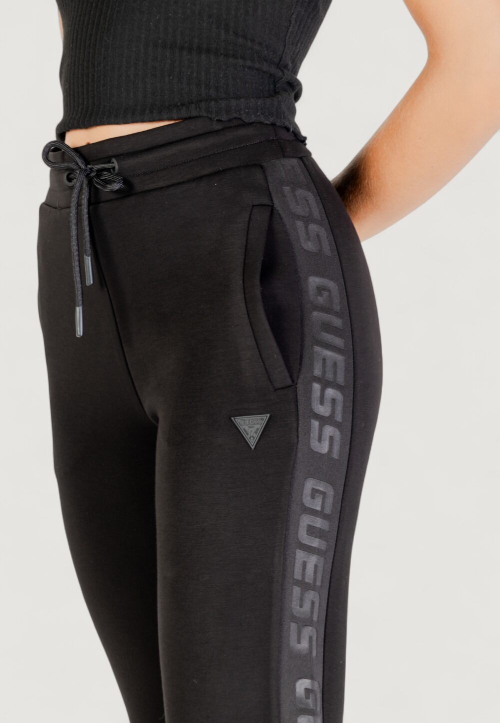 Pantaloni regular Guess BRENDA SCUBA STRAIGHT LEG PANT Nero - Foto 2