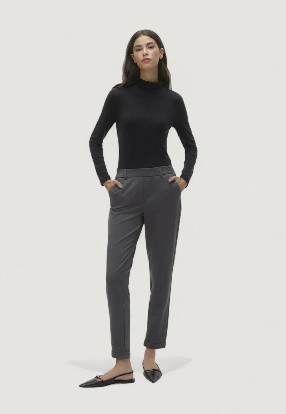 Pantaloni regular Vero Moda VMMAYA MW LOOSE SOLID PANT NOOS Grigio Scuro - Foto 2