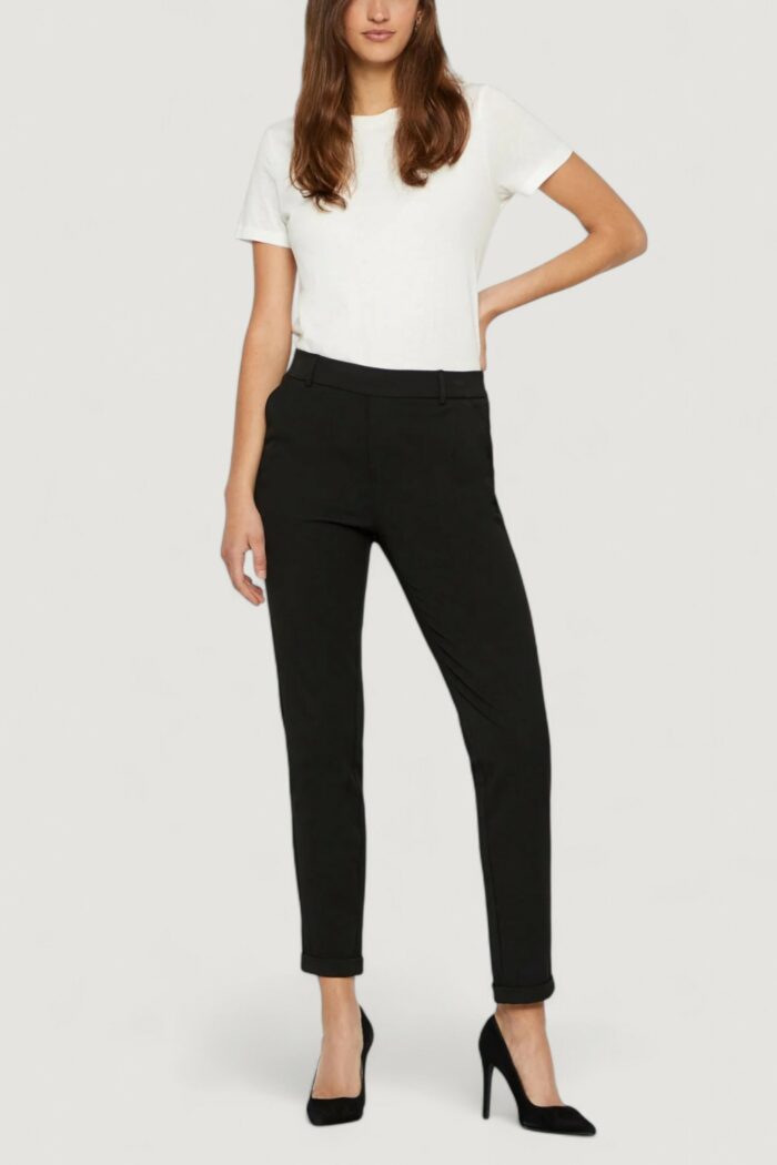 Pantaloni regular Vero Moda VMMAYA MW LOOSE SOLID PANT NOOS Nero