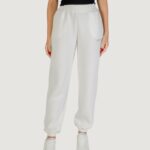 Pantaloni sportivi Guess Active CECILIA SCUBA JOGGER PANTS Latte - Foto 1