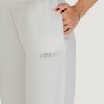 Pantaloni sportivi Guess Active CECILIA SCUBA JOGGER PANTS Latte - Foto 2