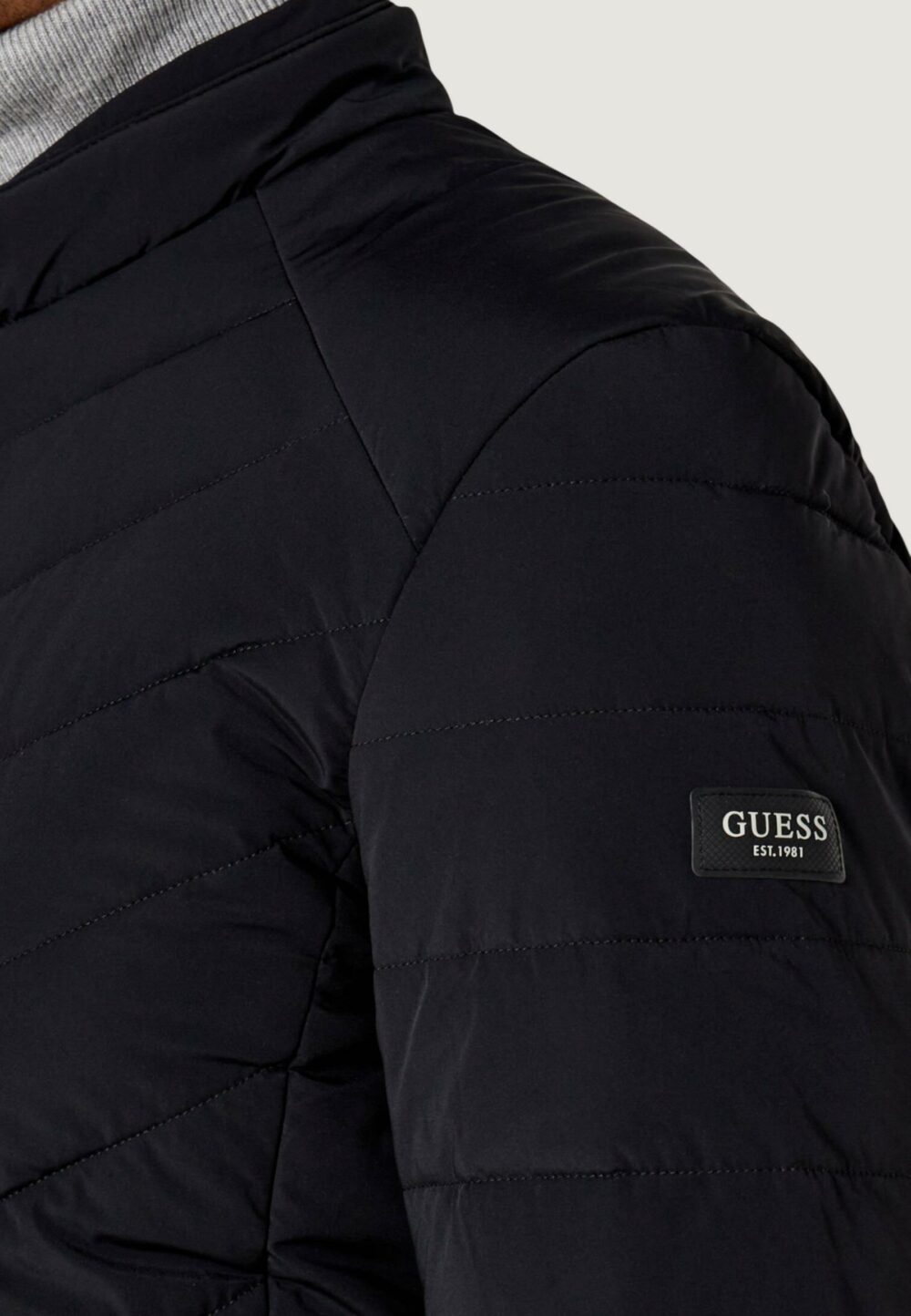 Piumino Guess STRETCH NYLON PADDED Nero - Foto 4