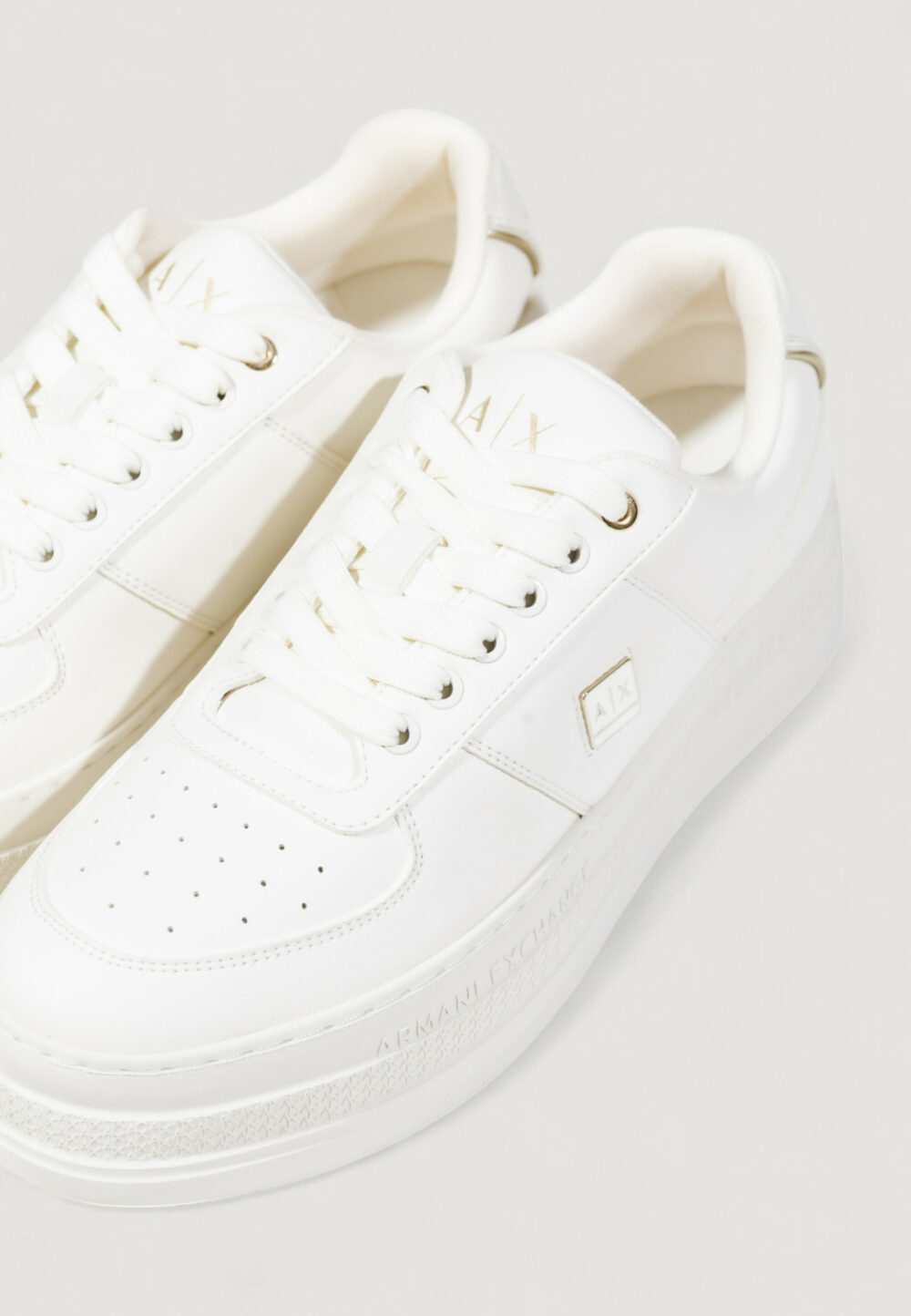 Sneakers Armani Exchange  Bianco - Oro - Foto 3