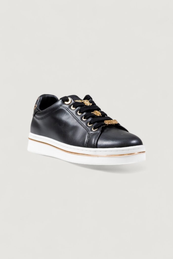 Sneakers Guess STASEY Nero – FLPSTA ELE12