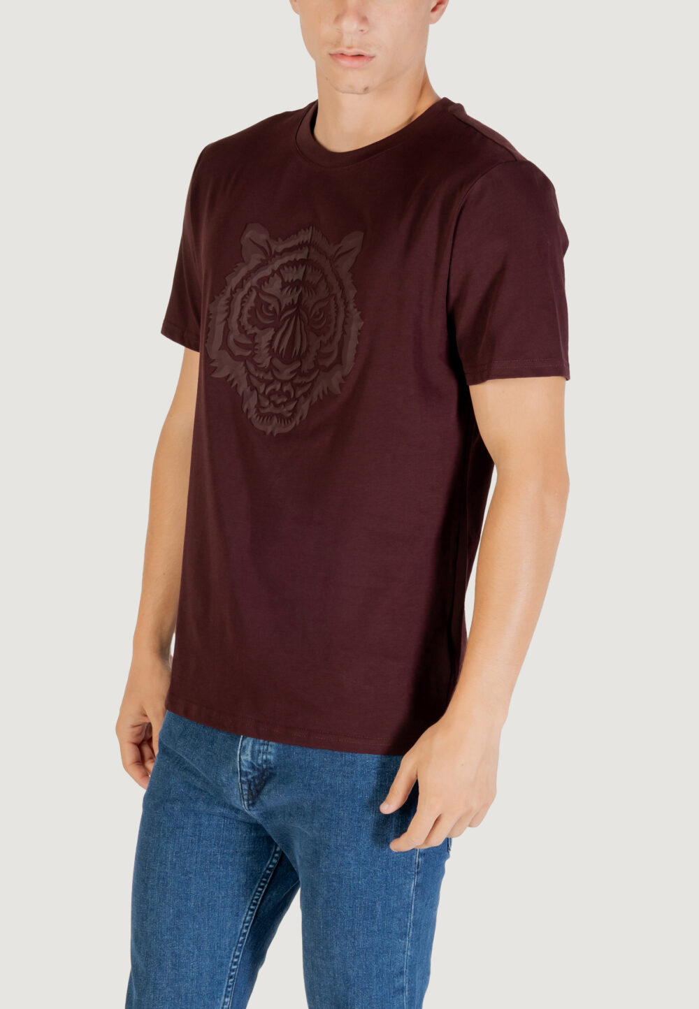 T-shirt Antony Morato STUTTGART REGULAR FIT WITH PRISM SHAPE RUBBER TIGER PRINT Bordeaux - Foto 2