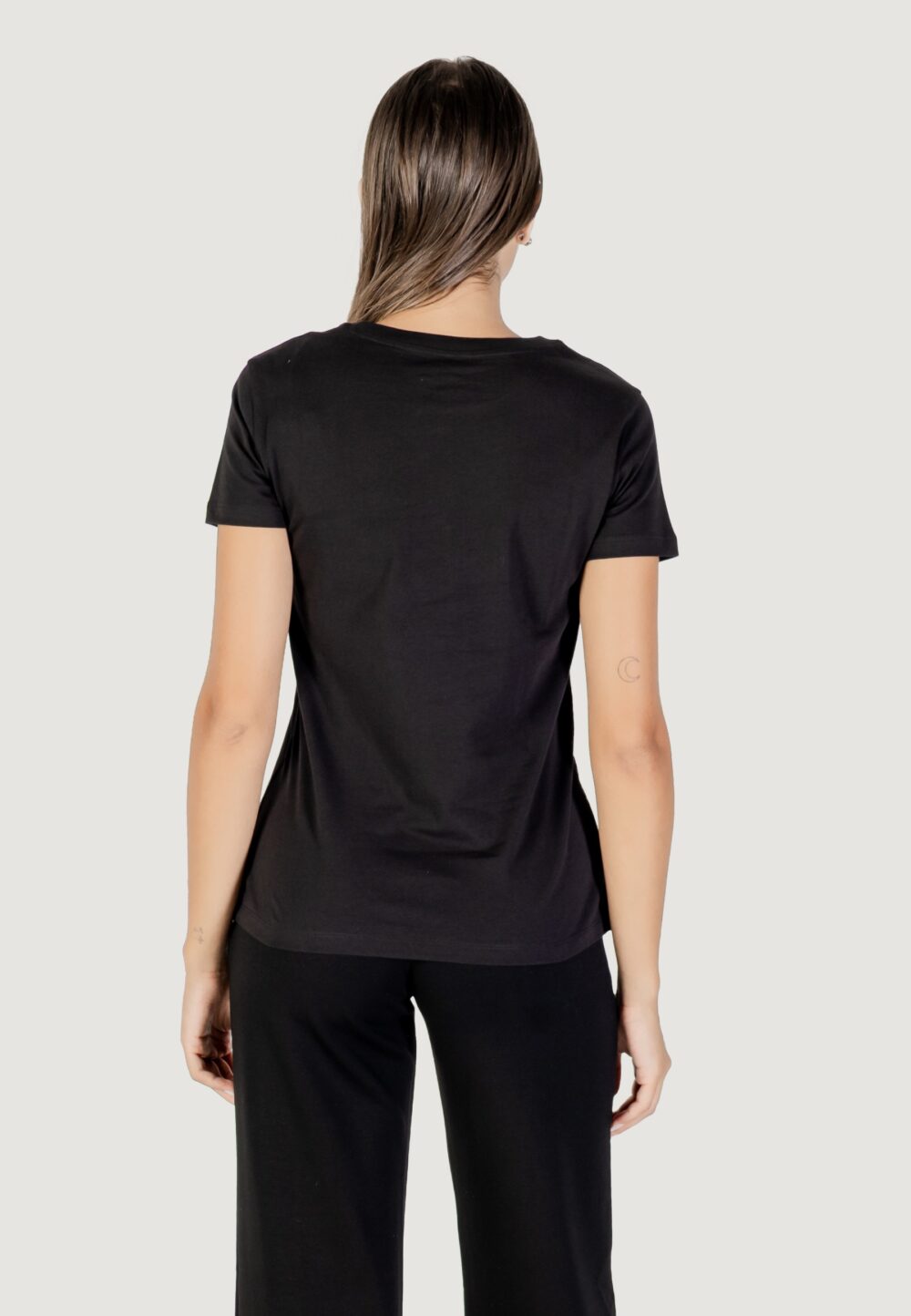 T-shirt Armani Exchange  Nero - Oro - Foto 5