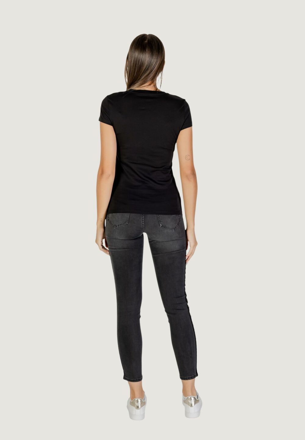 T-shirt Armani Exchange  Nero - Oro - Foto 4
