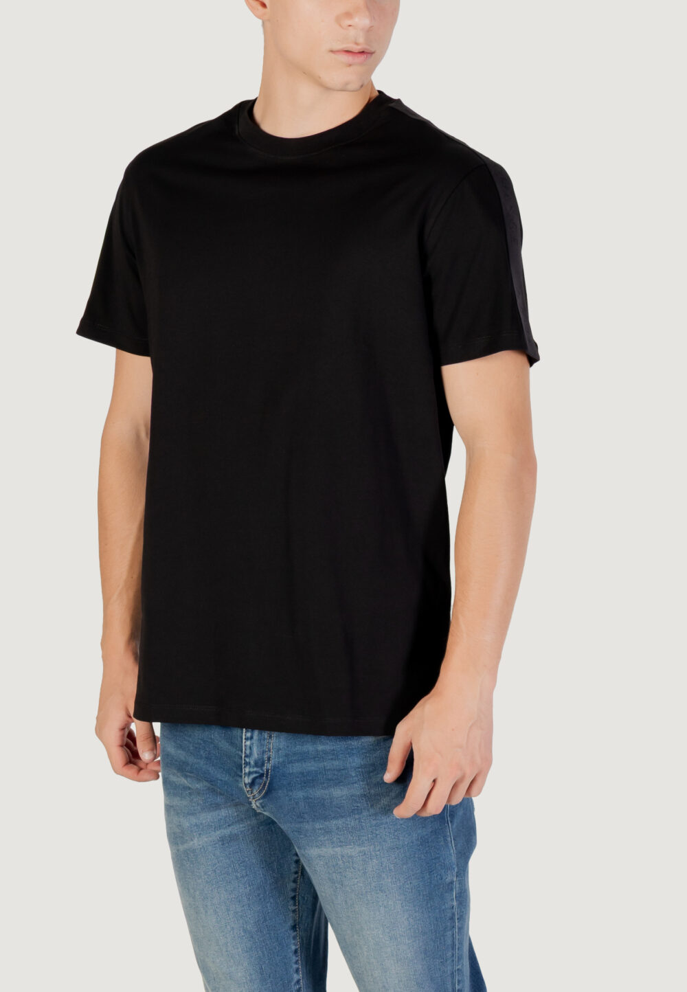 T-shirt Armani Exchange  Nero - Foto 1