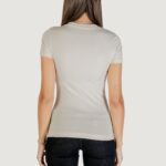 T-shirt Guess SS TRIANGLE FLOWERS TEE Beige - Foto 5