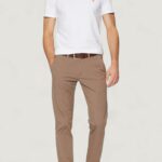 T-shirt Guess CN SS CORE TEE Bianco - Foto 5
