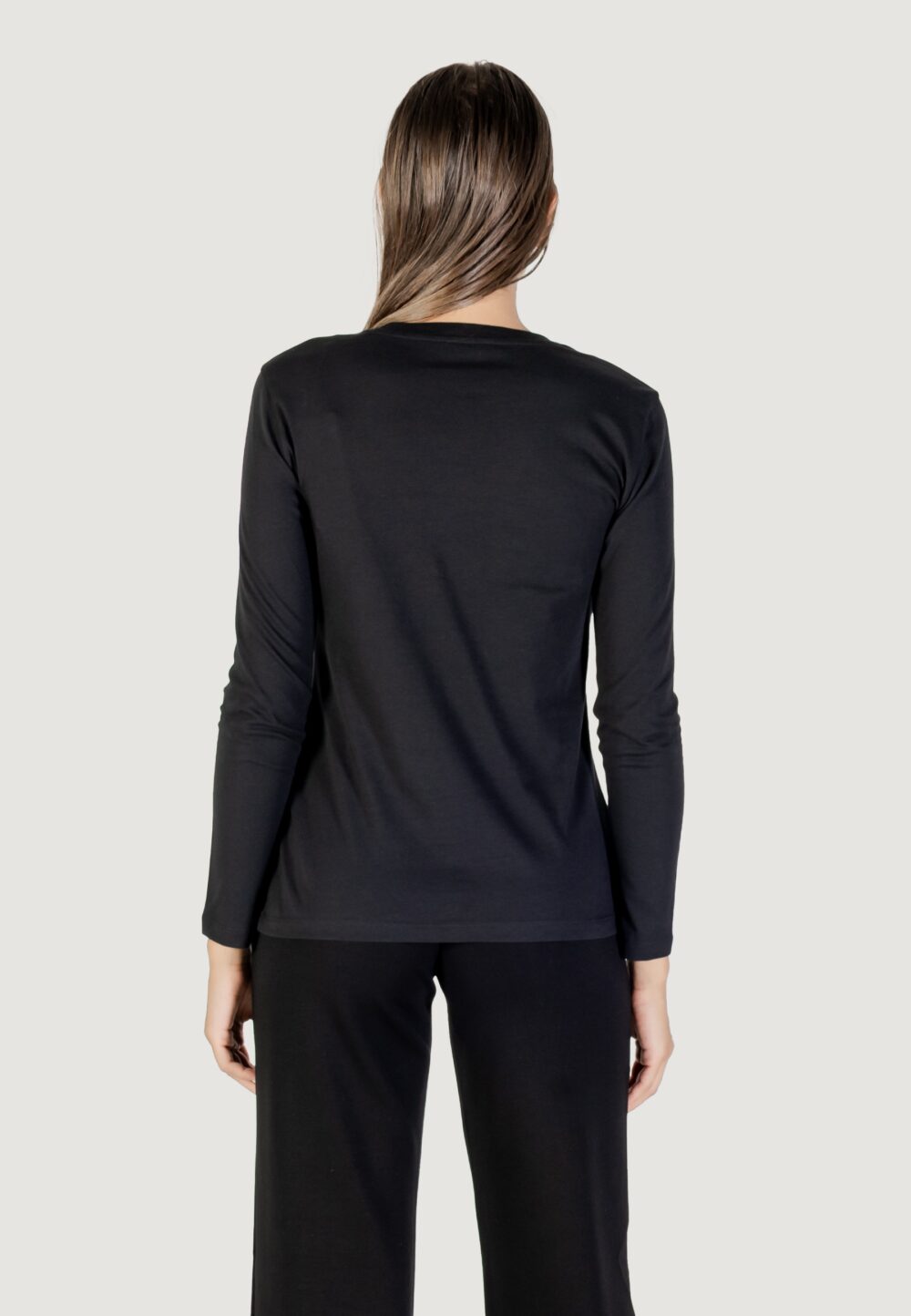 T-shirt manica lunga Armani Exchange  Nero - Foto 5
