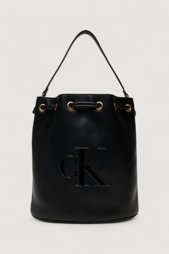 Borsa Calvin Klein RAISED CK LARGE BUCKET Nero – LV04F3232G