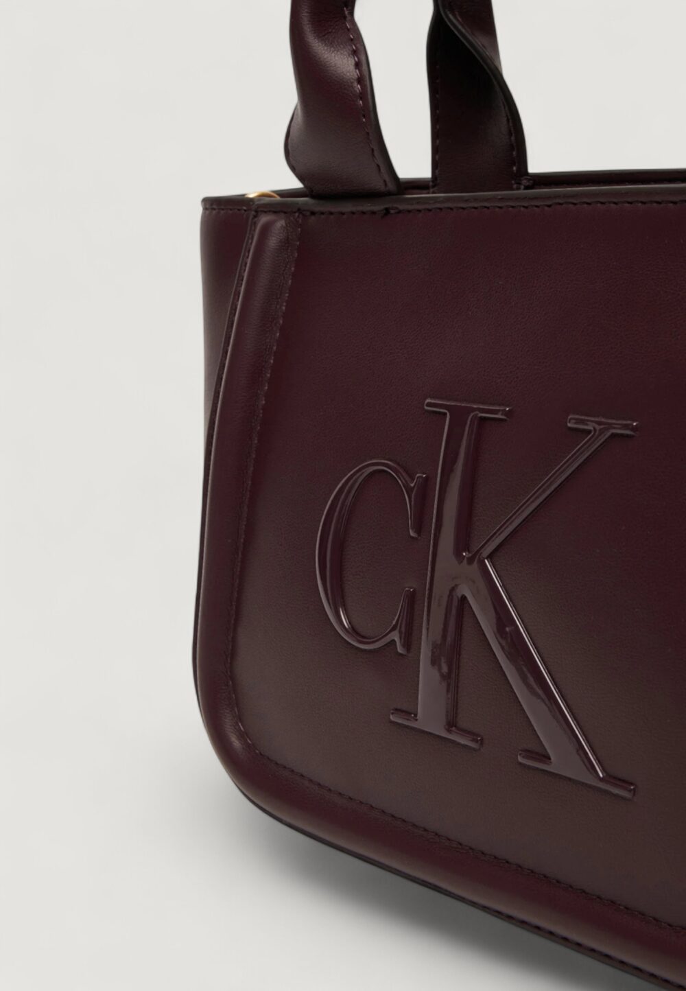 Borsa Calvin Klein RAISED CK SMALL TOTE WITH STRAP Bordeaux - Foto 2