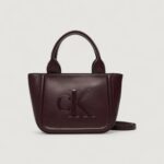 Borsa Calvin Klein RAISED CK SMALL TOTE WITH STRAP Bordeaux - Foto 1