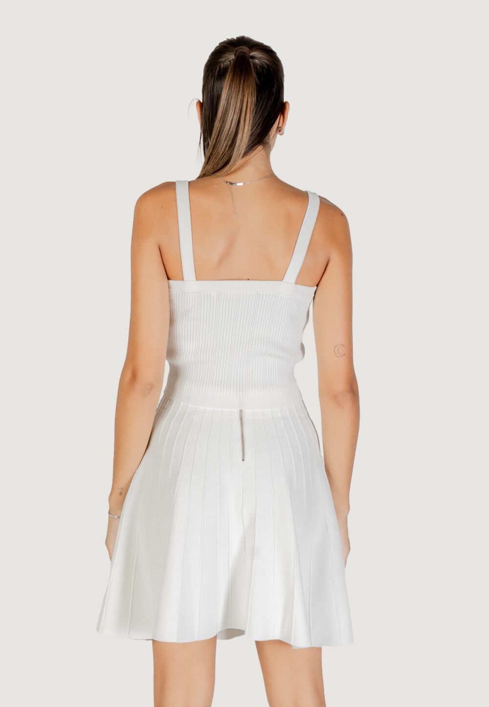 Canotta Guess SL EMMIE TANK TOP SWTR Panna - Foto 5