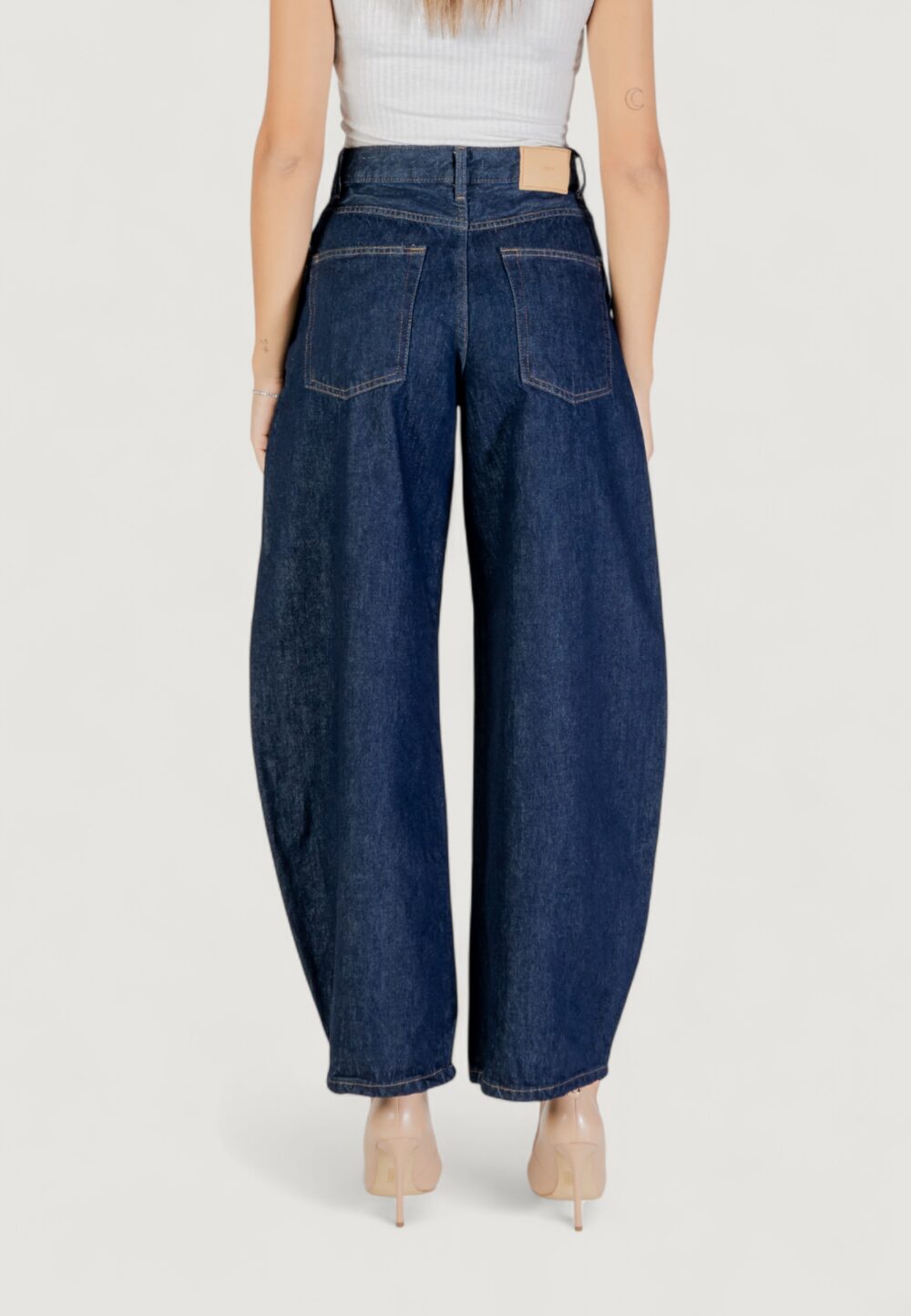 Jeans larghi Only Onltaylor Hw Rinse Barrel Dnm Tai Blue Denim Scuro - Foto 4