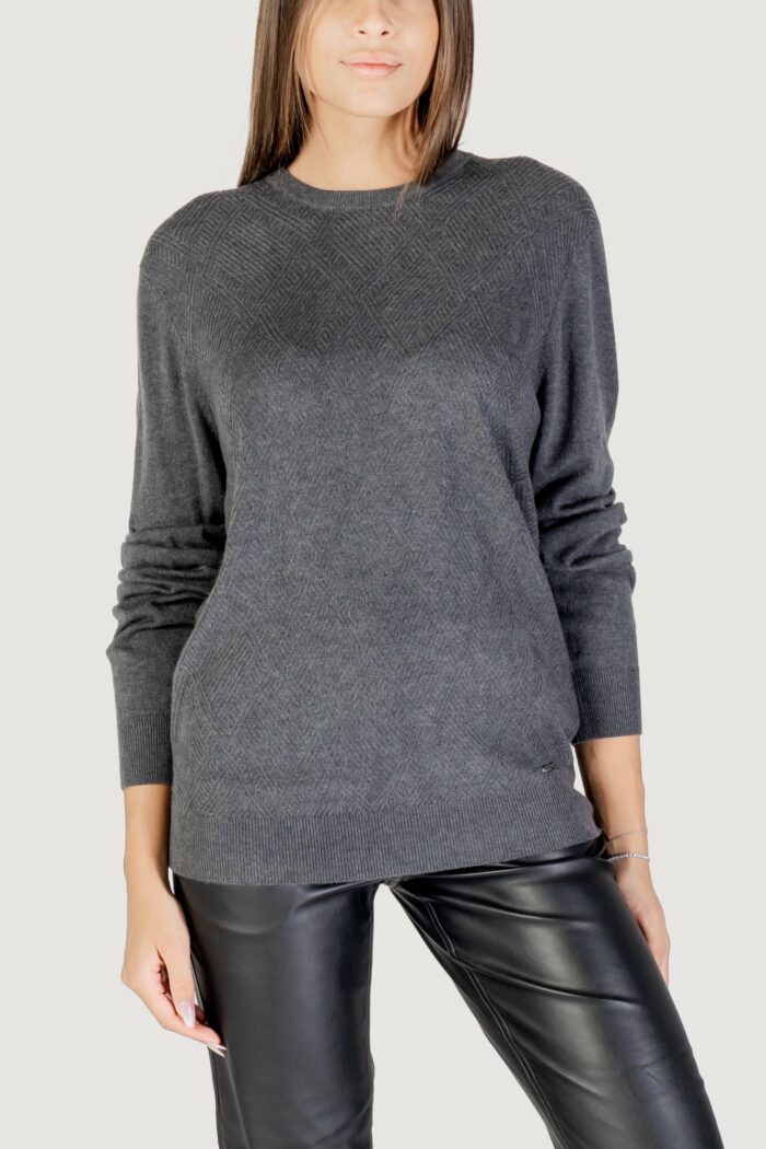 Maglia Guess JAMAAR CN STITCHED SWTR Grigio – M5BR08 Z0432