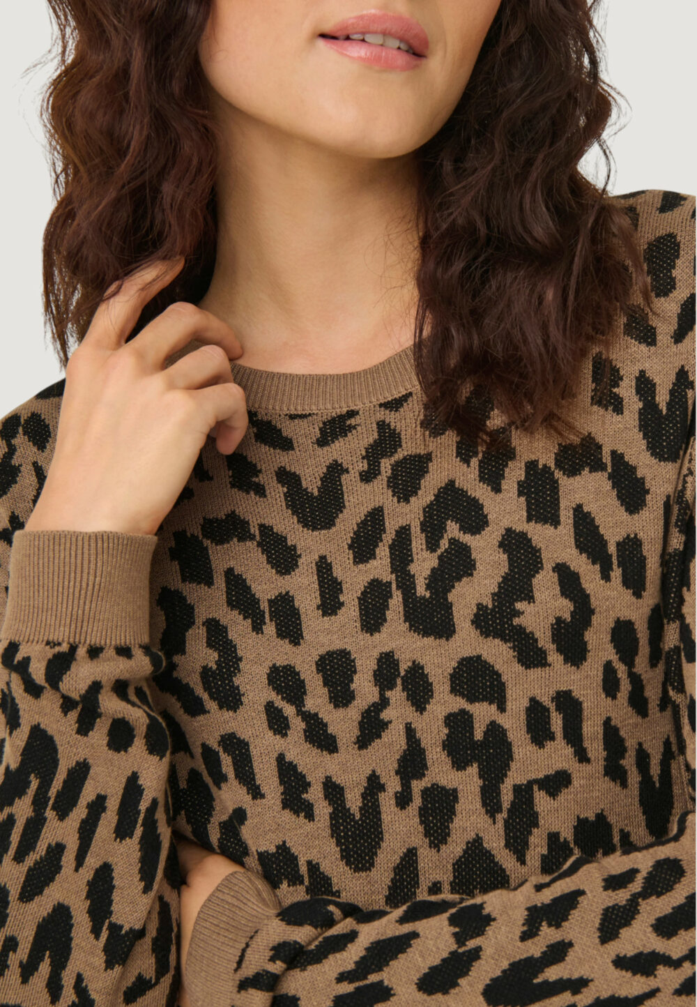 Maglia Only ONLVIENNA LS JQ LEO O-NECK CC KNT Beige scuro - Foto 4
