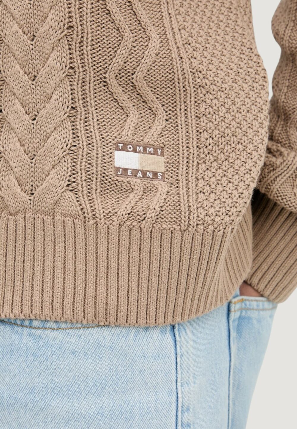 Maglione Tommy Hilfiger Jeans TJM SLM BADGE CABLE Beige scuro - Foto 4