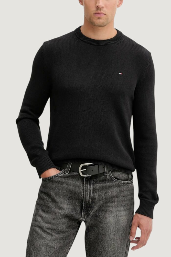 Maglione Tommy Hilfiger TJM SLIM ESS SWEATER Nero – DM0DM21787