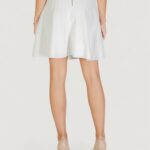 Minigonna Guess EMMIE SWTR SKIRT Panna - Foto 5