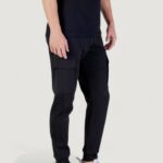 Pantaloni sportivi Antony Morato REGULAR FIT WITH LOGOED RUBBER FLAG Nero - Foto 4