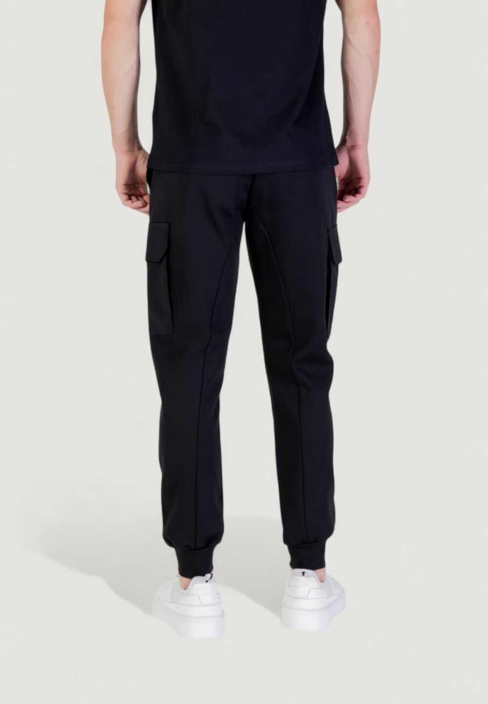 Pantaloni sportivi Antony Morato REGULAR FIT WITH LOGOED RUBBER FLAG Nero - Foto 2