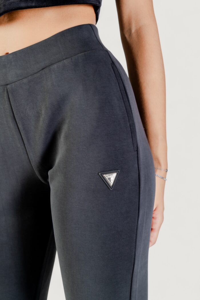 Pantaloni sportivi Guess Active OLYMPE LONG PANTS Nero
