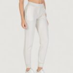 Pantaloni sportivi Guess Active OLYMPE LONG PANTS Panna - Foto 4