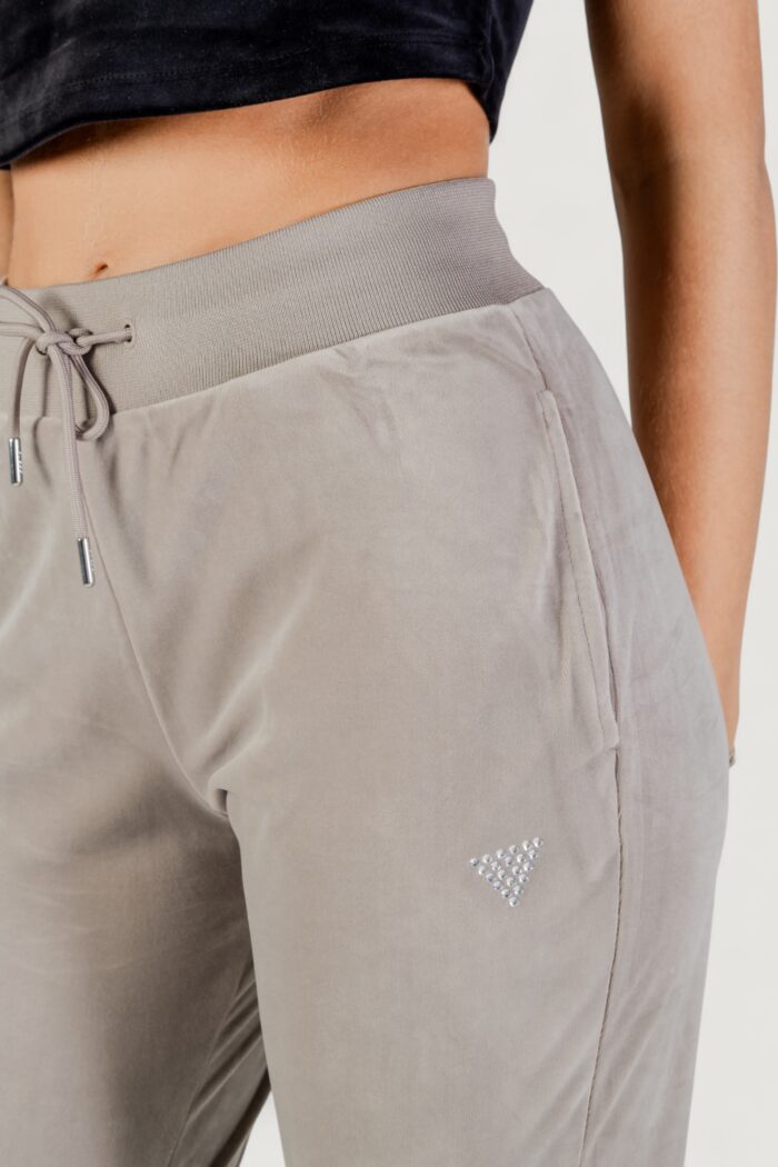 Pantaloni sportivi Guess Active COUTURE JOGGER PANTS Taupe – V3BB27 K0232