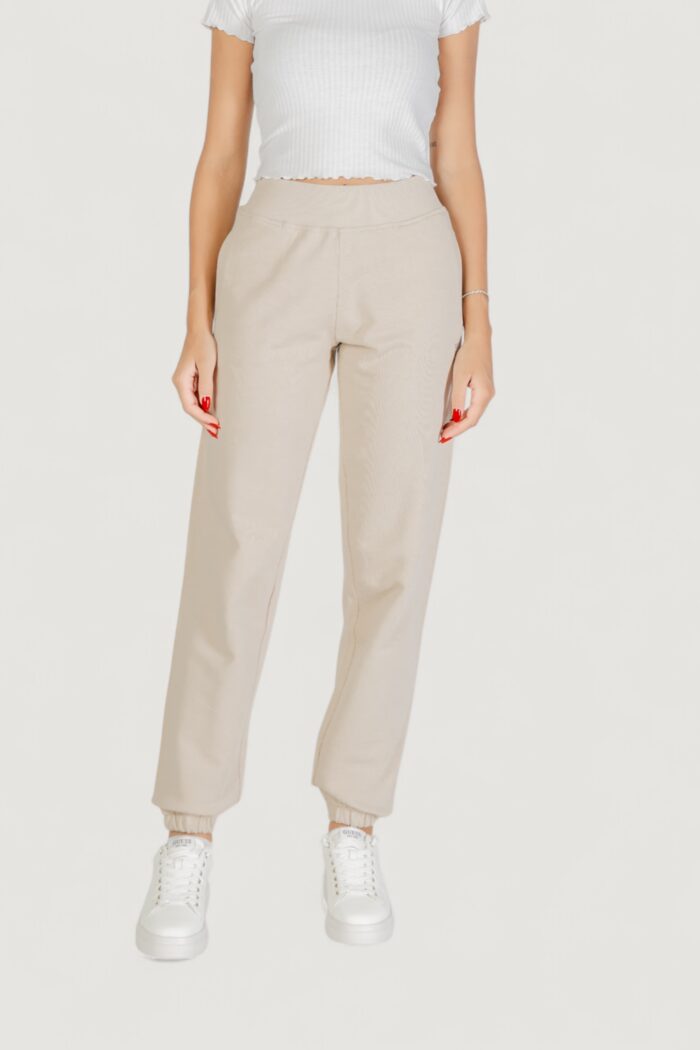 Pantaloni sportivi Guess PRIMULA RHINESTONES JOGGER Beige chiaro