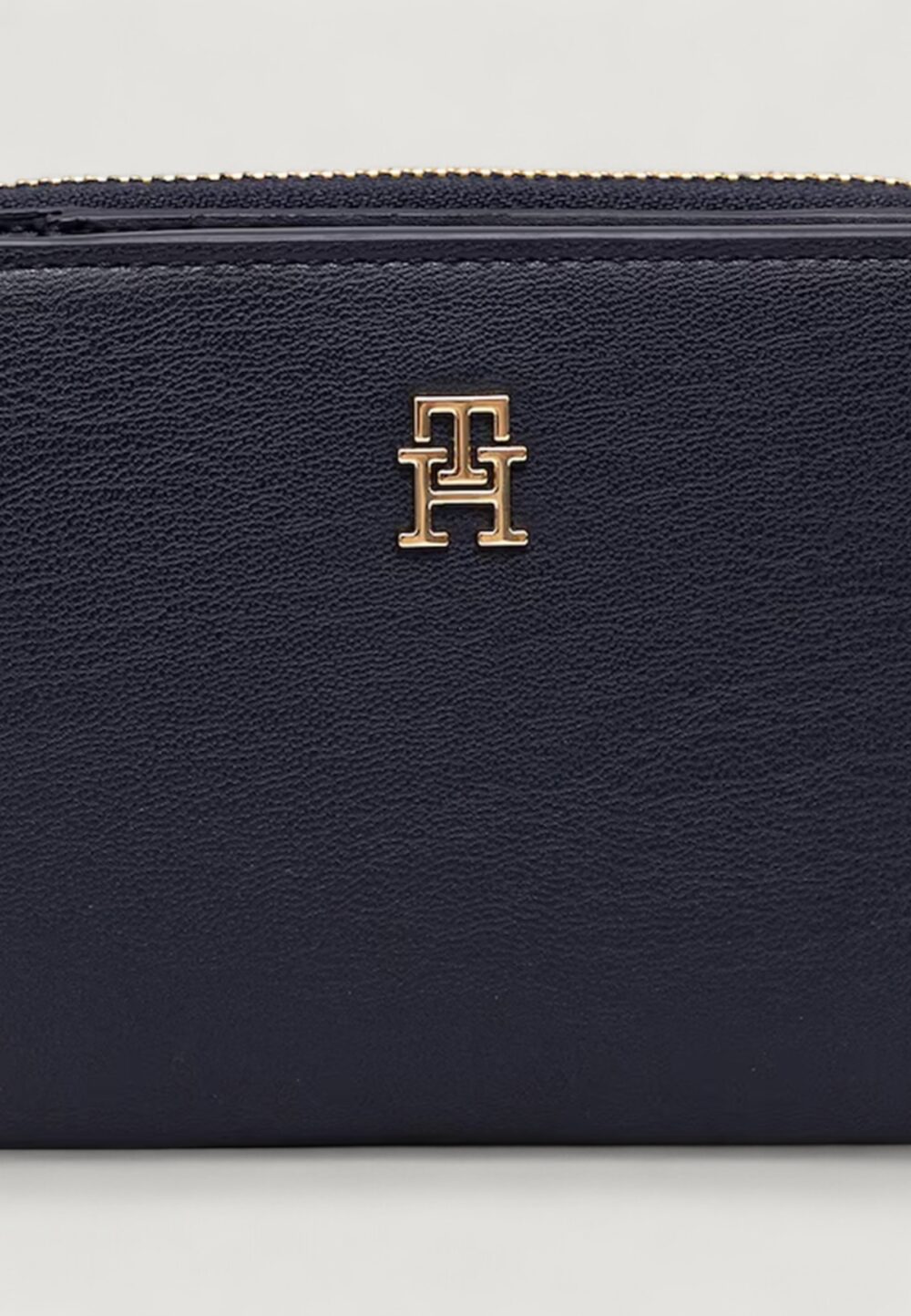 Portafoglio medio Tommy Hilfiger TH ICON MED ZA FLAP Nero - Foto 4