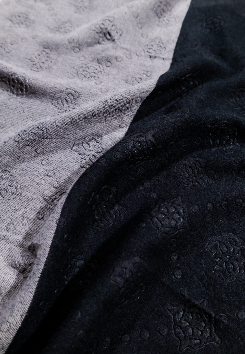 Sciarpa Guess SCARF Nero - Foto 2