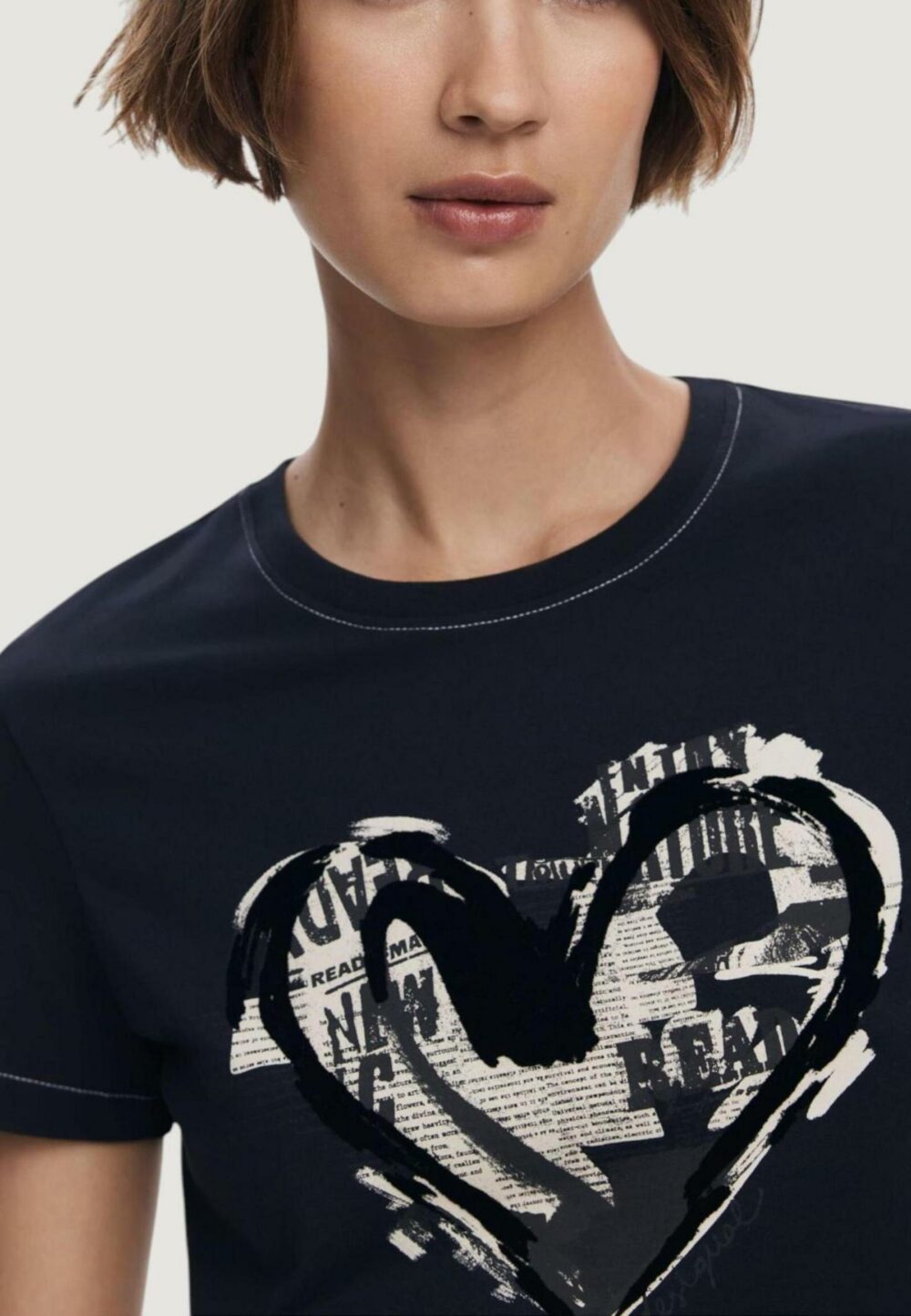 T-shirt Desigual TS_LETTER CORE Nero - Foto 3
