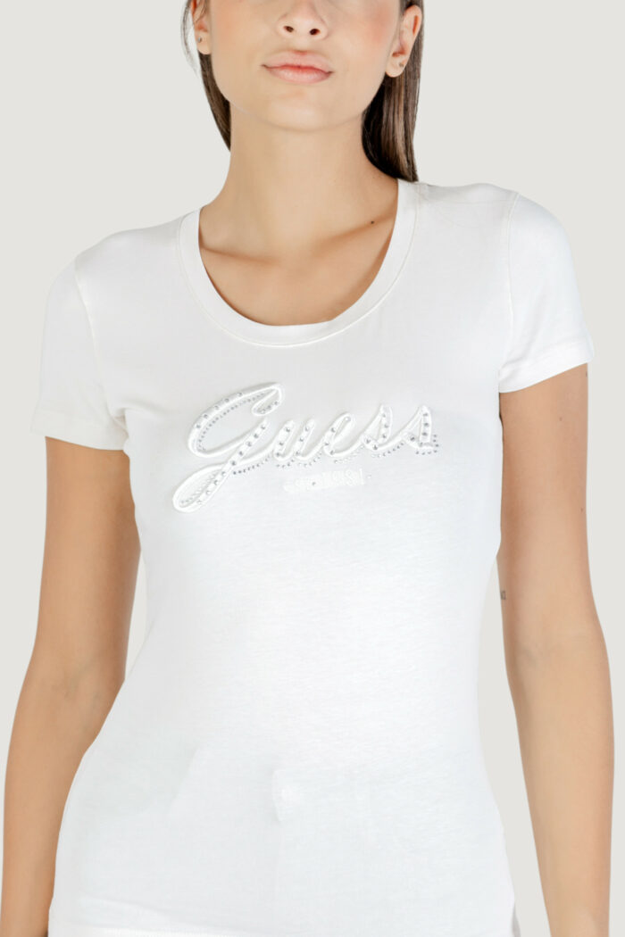 T-shirt Guess CN SS EMBRO SCRIPT LOGO TEE Bianco – W5YI46 J1314