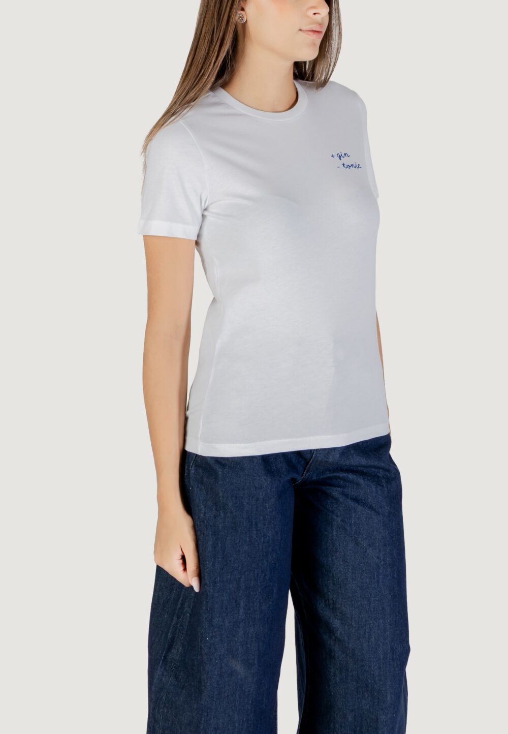 T-shirt Only ONLALESSIA S/S TEE CS JRS Bianco - Azzurro - Foto 3