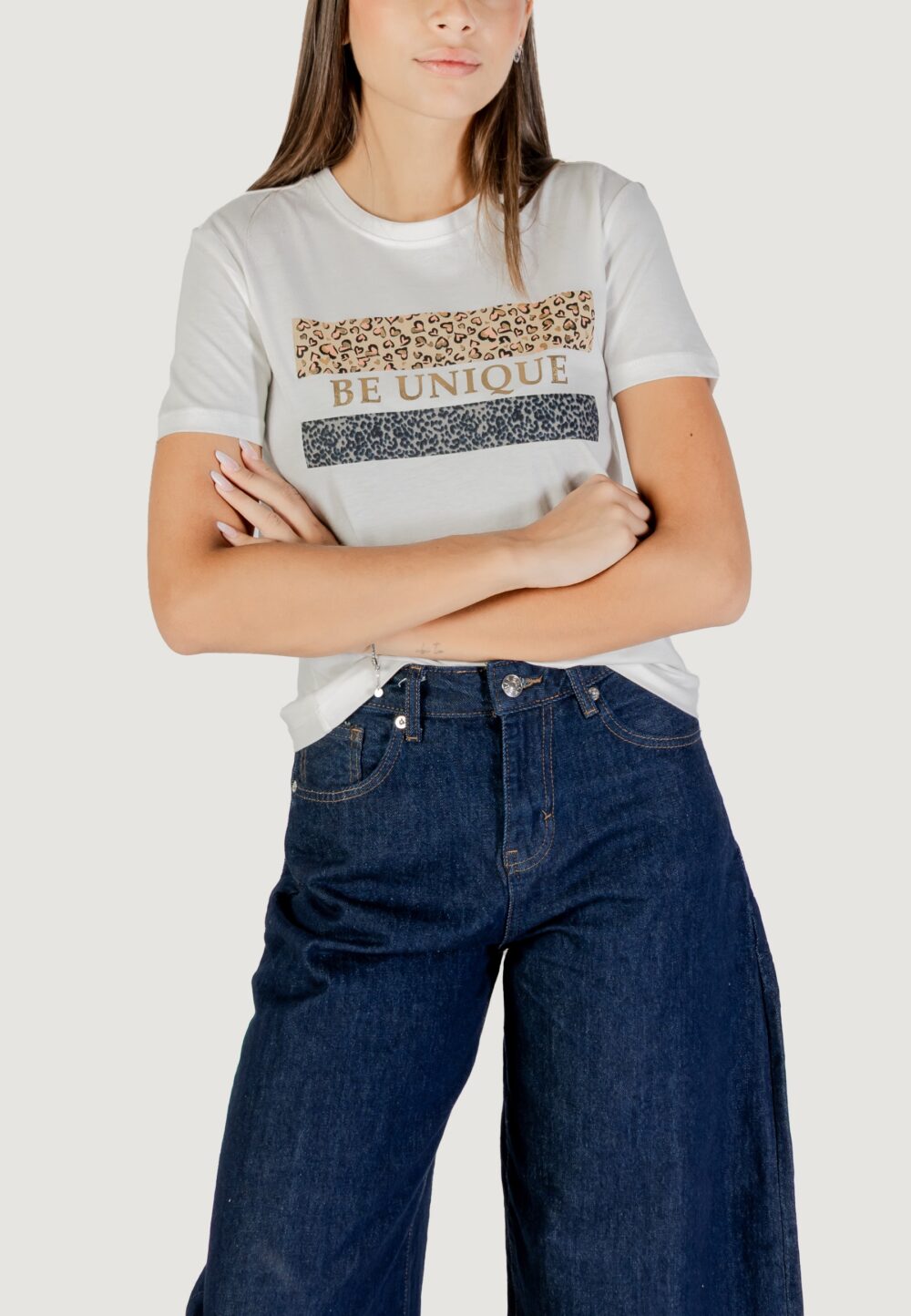 T-shirt Only Onltanya Life Reg S/S Leo Print Top Jrs Bianco - Foto 1