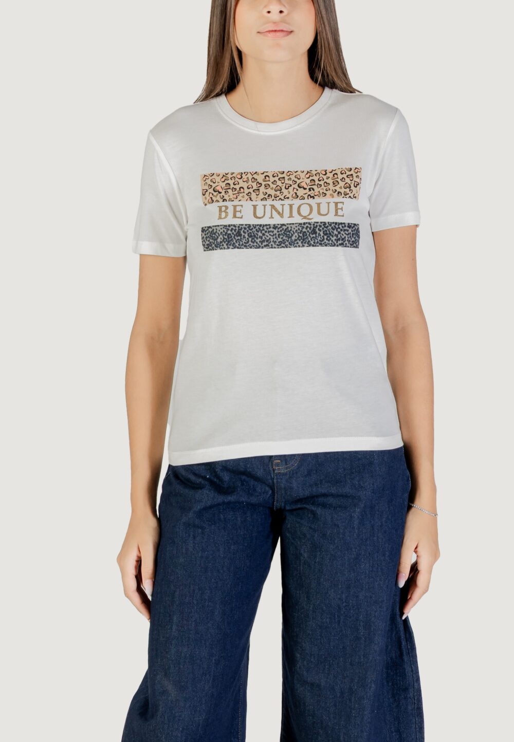 T-shirt Only Onltanya Life Reg S/S Leo Print Top Jrs Bianco - Foto 5