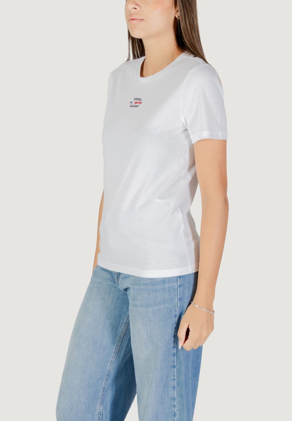T-shirt Only ONLADELINA S/S TEE CS JRS Rosso - Nero - Foto 2