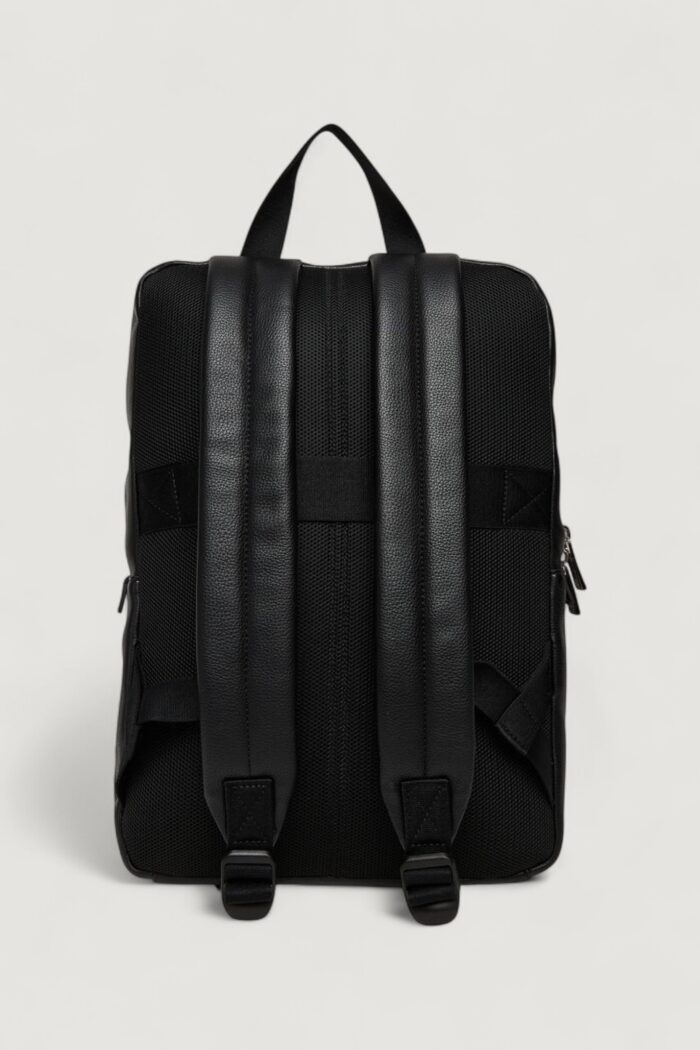 Zaino Calvin Klein RAISED SLIM SQUARE BACKPACK Nero – LV04D3156G