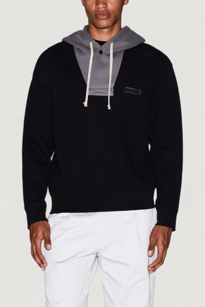 Felpa con cappuccio Armani Exchange  Nero – XM001043 AF16222